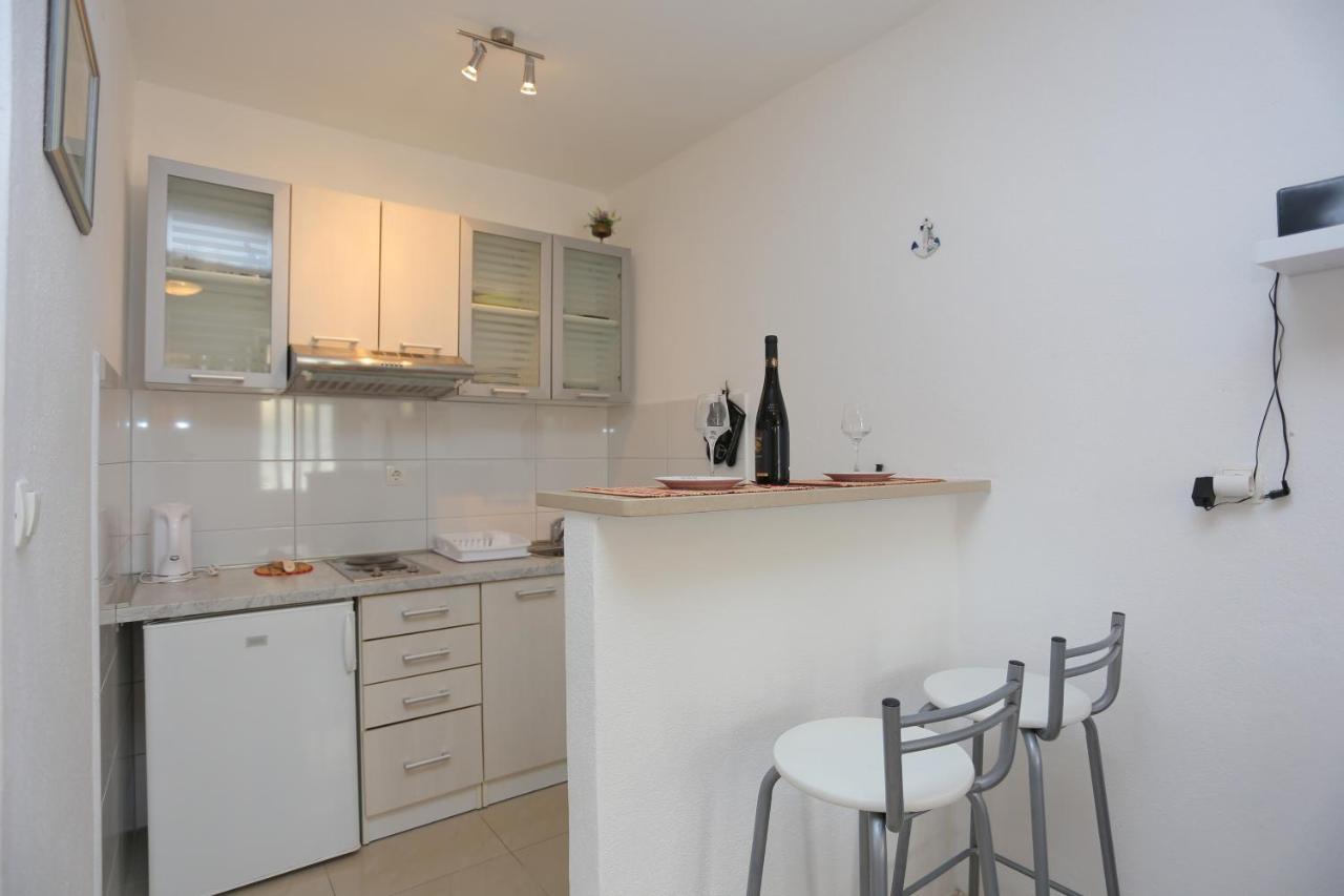 Apartments By The Sea Mimice, Omis - 18149 외부 사진
